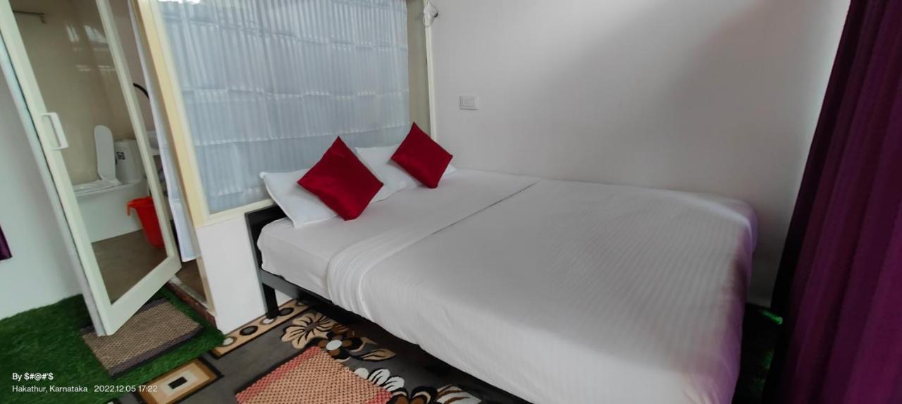 Pool Side Villa'S Of Coorg Madikeri Ngoại thất bức ảnh