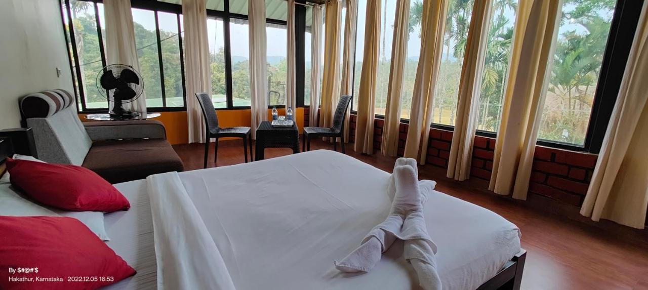 Pool Side Villa'S Of Coorg Madikeri Ngoại thất bức ảnh