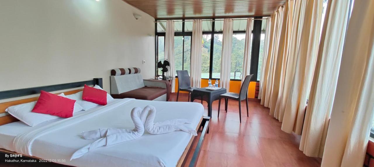 Pool Side Villa'S Of Coorg Madikeri Ngoại thất bức ảnh
